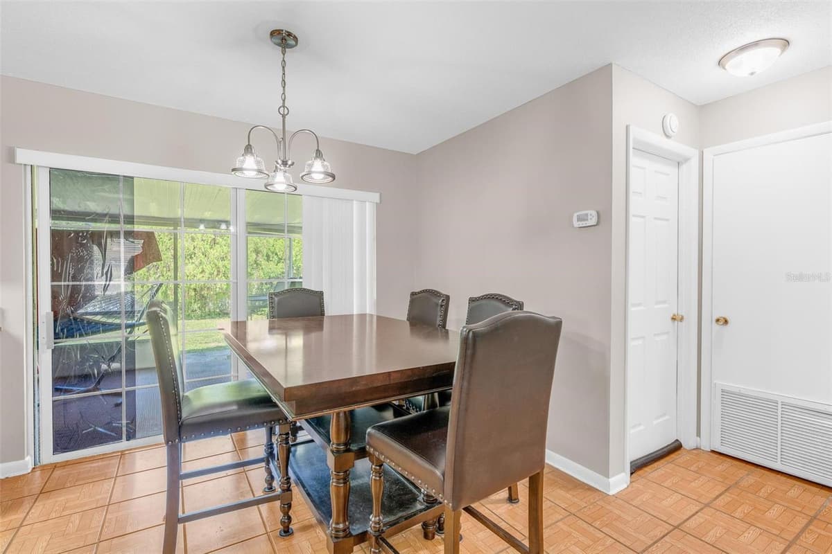2510 DRIFTWOOD DRIVE — photo 8 of 43