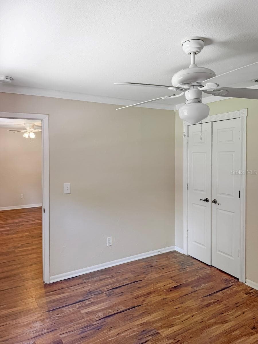 470 FOREST AVENUE — photo 13 of 32