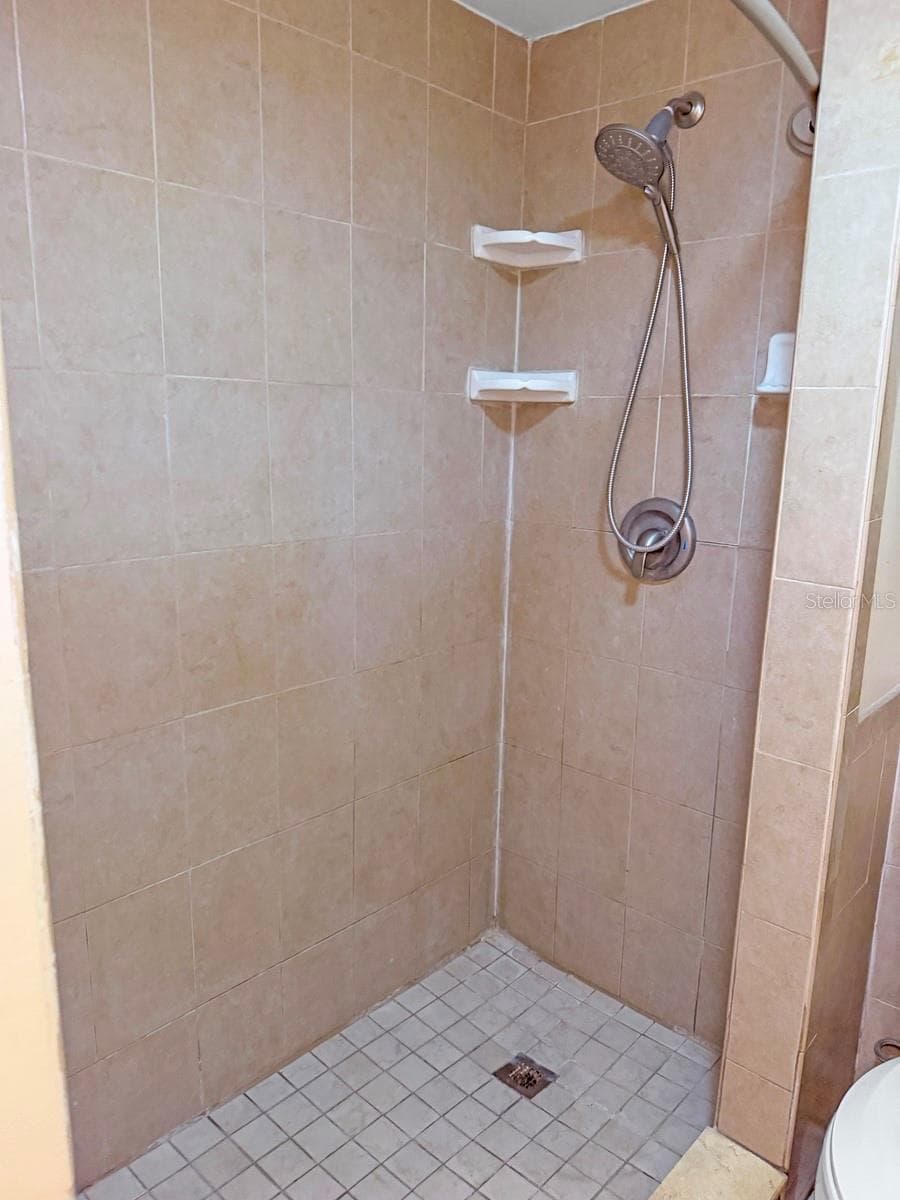 470 FOREST AVENUE — photo 15 of 32
