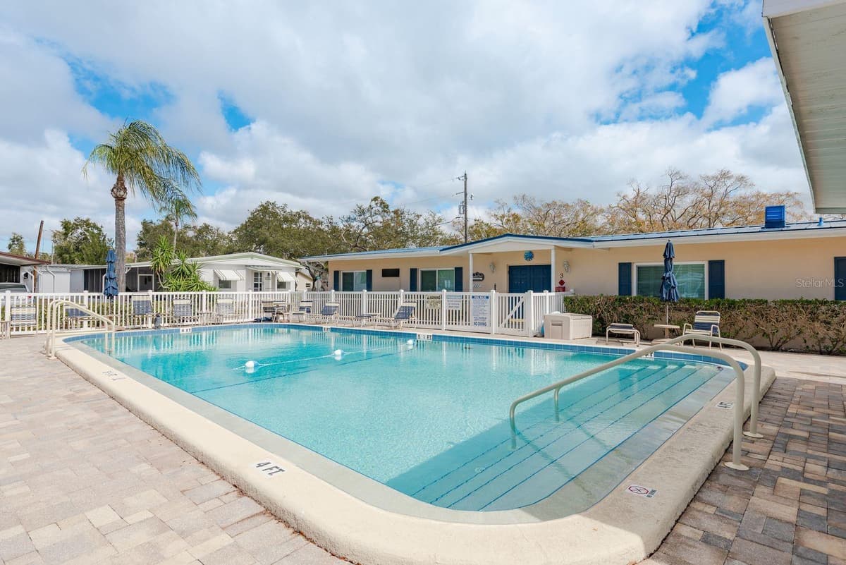 2331 BELLEAIR ROAD — photo 15 of 19