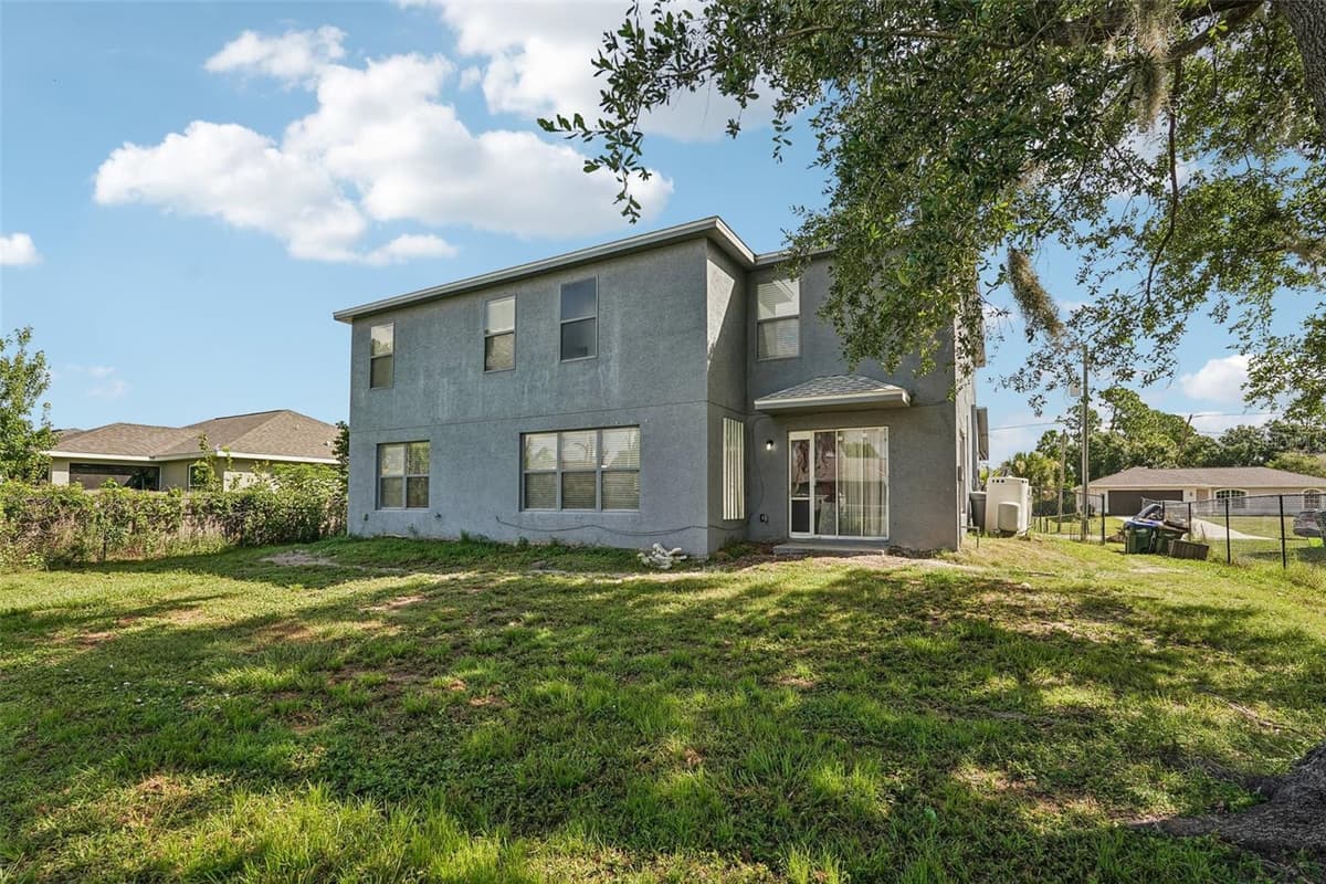 2279 MISTLETO LANE — photo 37 of 48