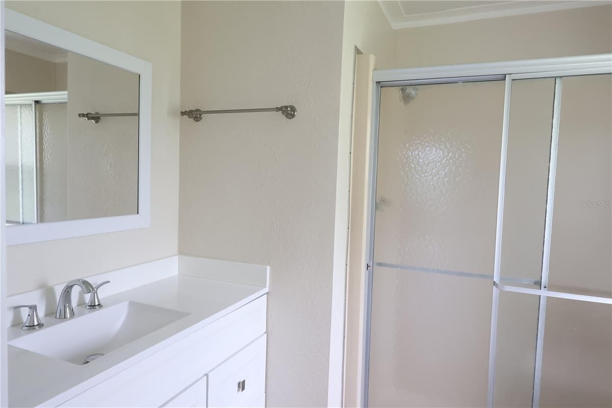 25163 MARION AVENUE — photo 14 of 17
