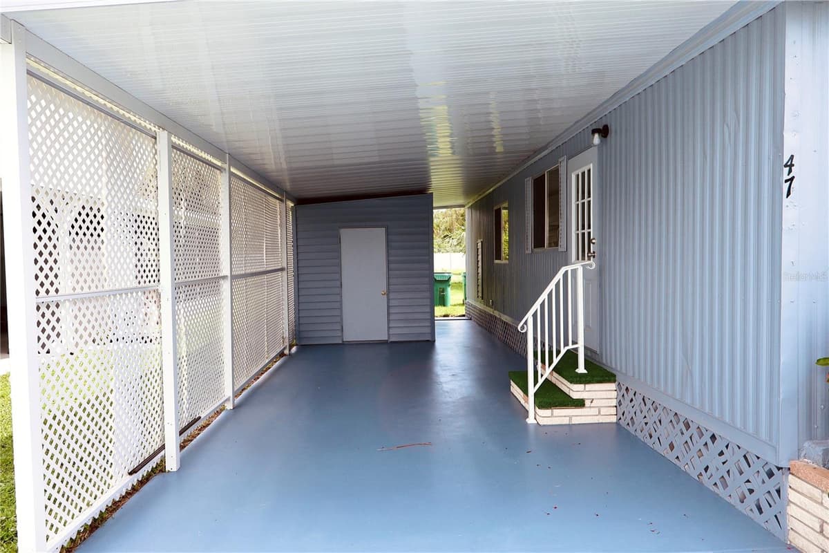 25163 MARION AVENUE — photo 3 of 17