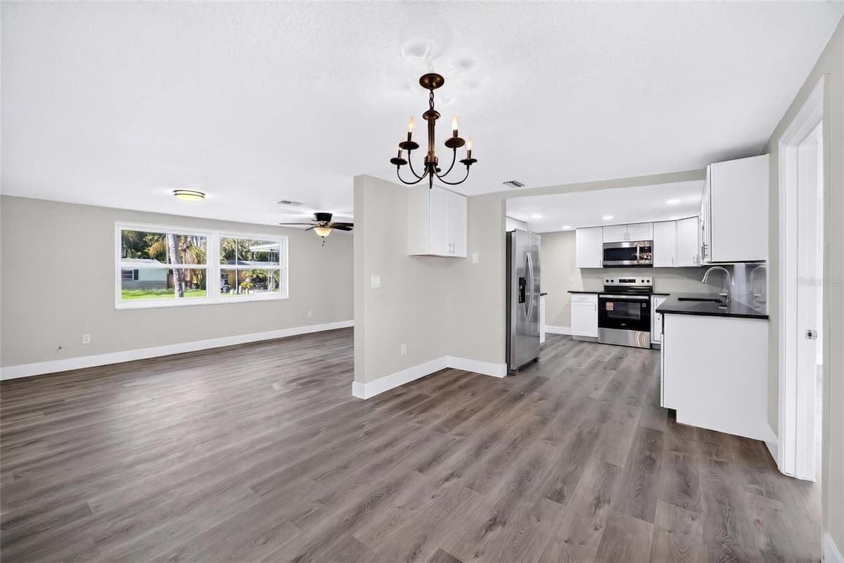 5627 BERLIN DRIVE — photo 25 of 53