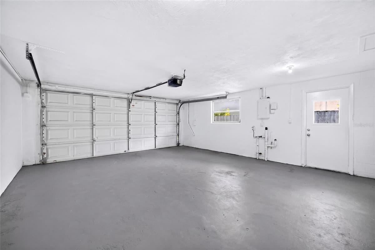 5627 BERLIN DRIVE — photo 47 of 53