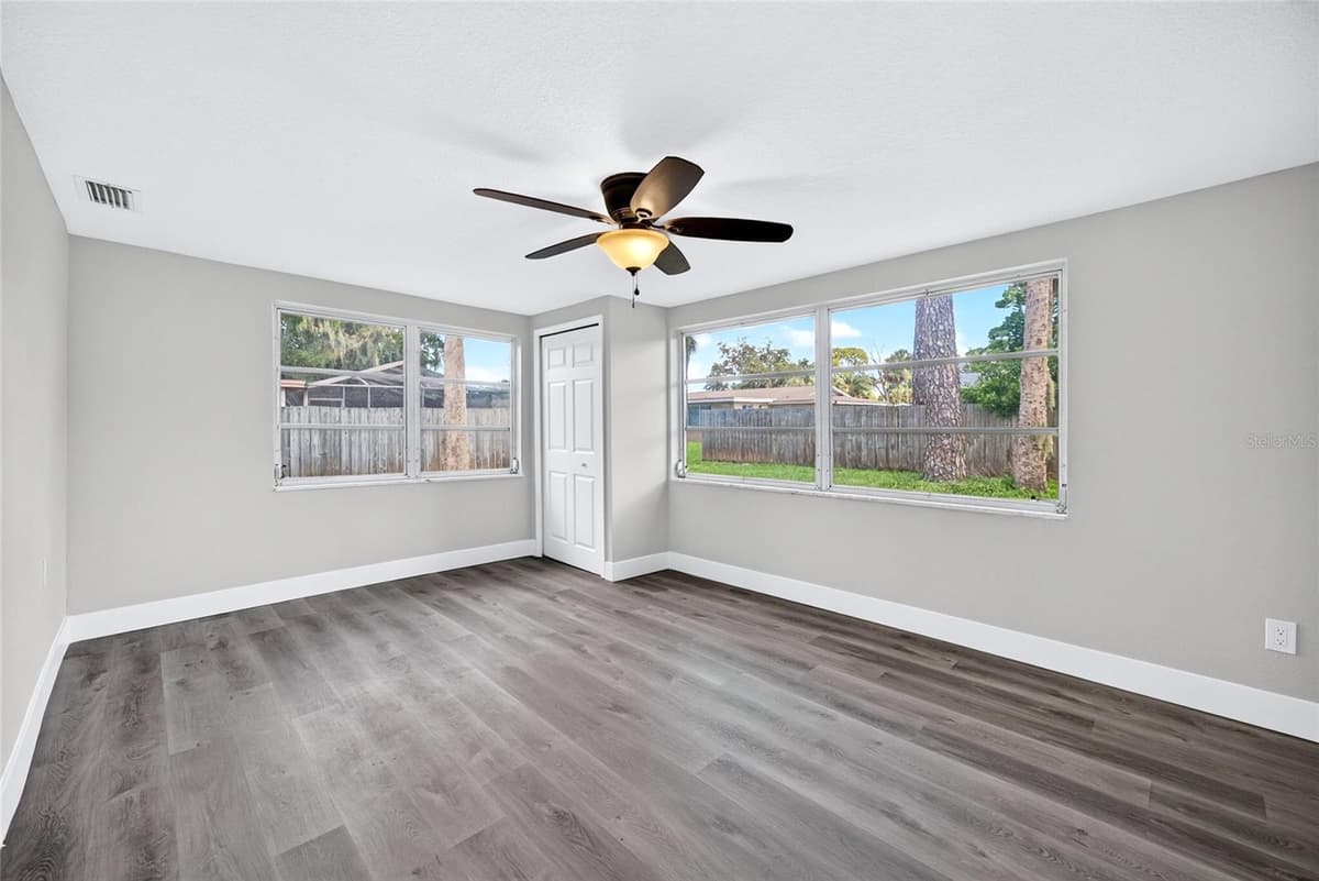 5627 BERLIN DRIVE — photo 39 of 53