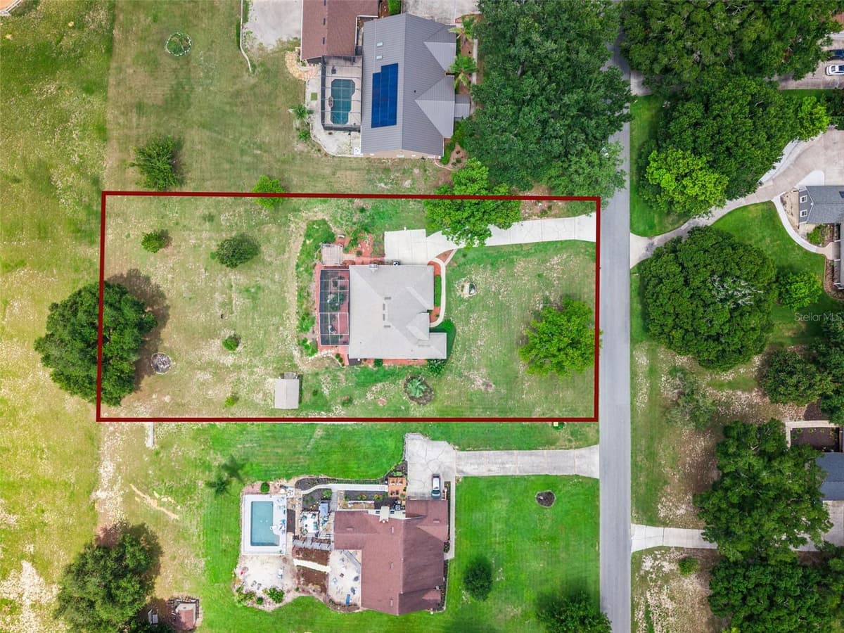 15734 THOROUGHBRED LANE — photo 34 of 39