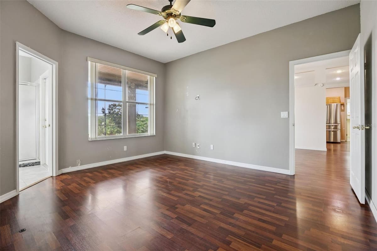 15734 THOROUGHBRED LANE — photo 12 of 39