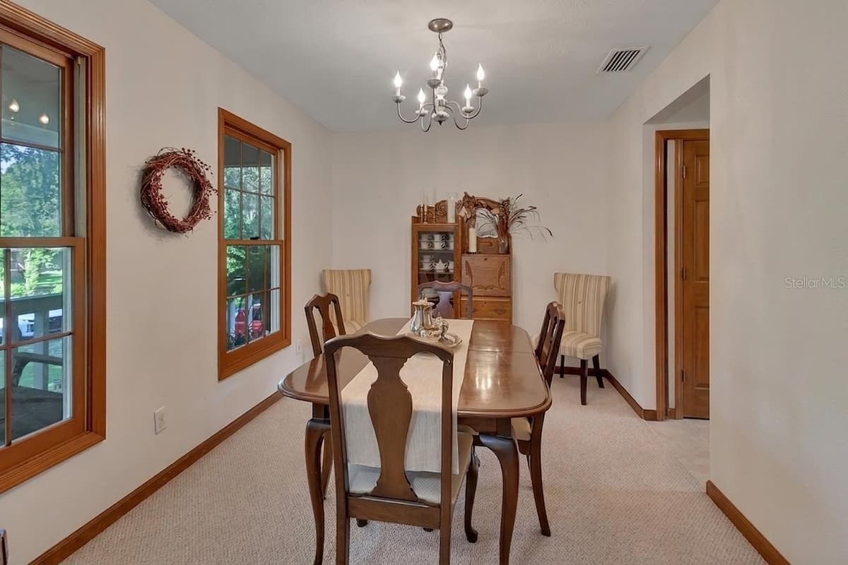 1379 TAYLOR ROAD — photo 13 of 56