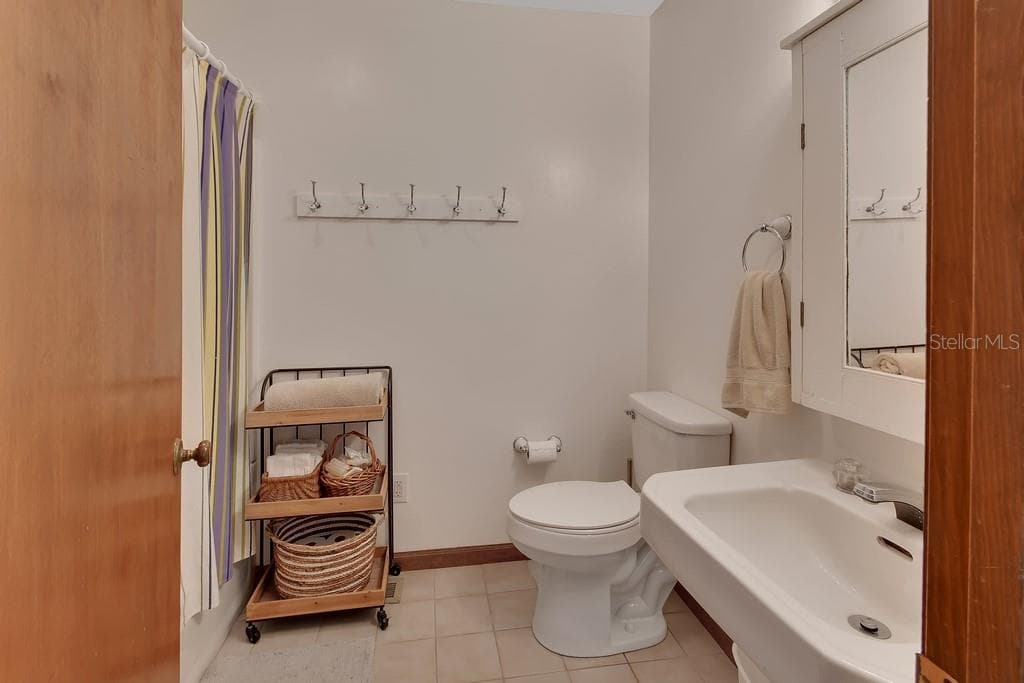 1379 TAYLOR ROAD — photo 28 of 56