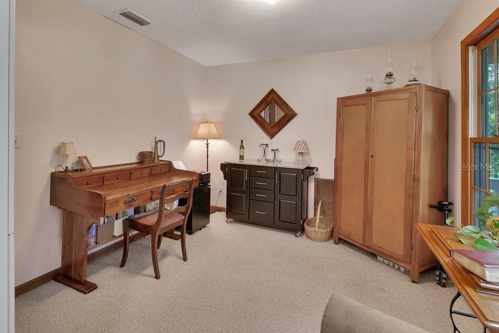 1379 TAYLOR ROAD — photo 11 of 56