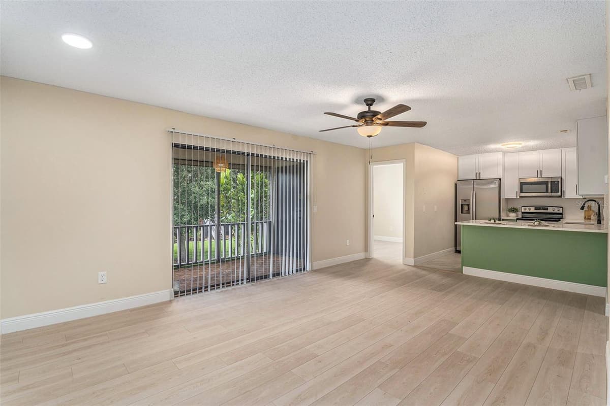 3822 CORTEZ DRIVE — photo 13 of 26