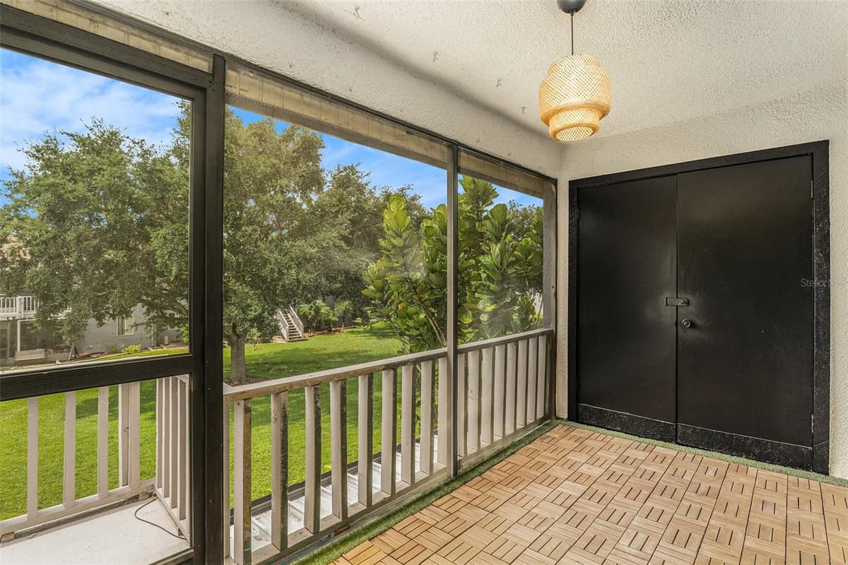 3822 CORTEZ DRIVE — photo 4 of 26