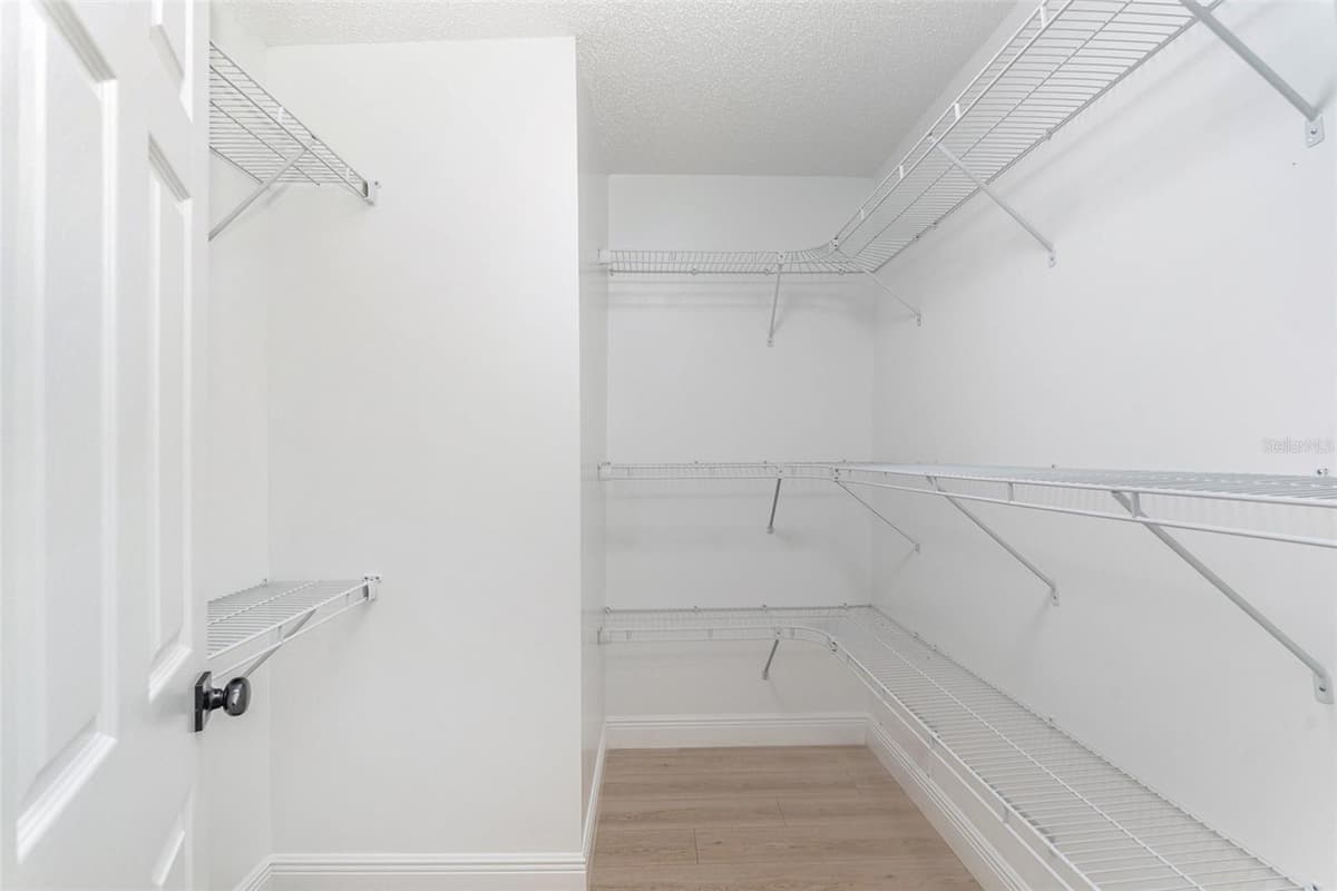 3822 CORTEZ DRIVE — photo 17 of 26