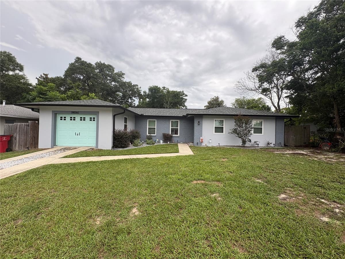 9216 ABBOT DRIVE — photo 1 of 24