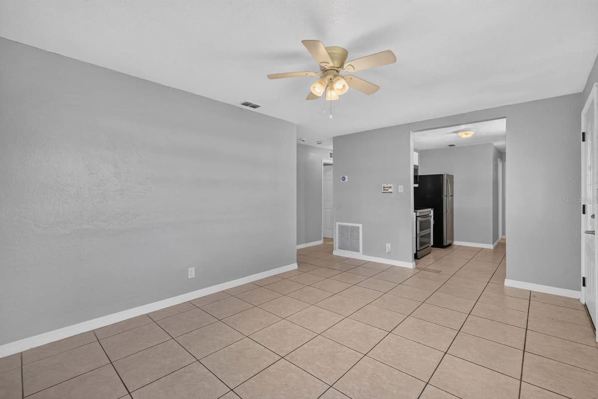 736 CAROLINE STREET — photo 10 of 29