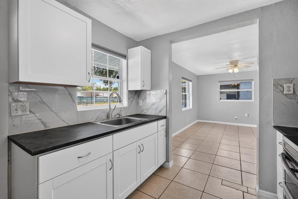 736 CAROLINE STREET — photo 16 of 29