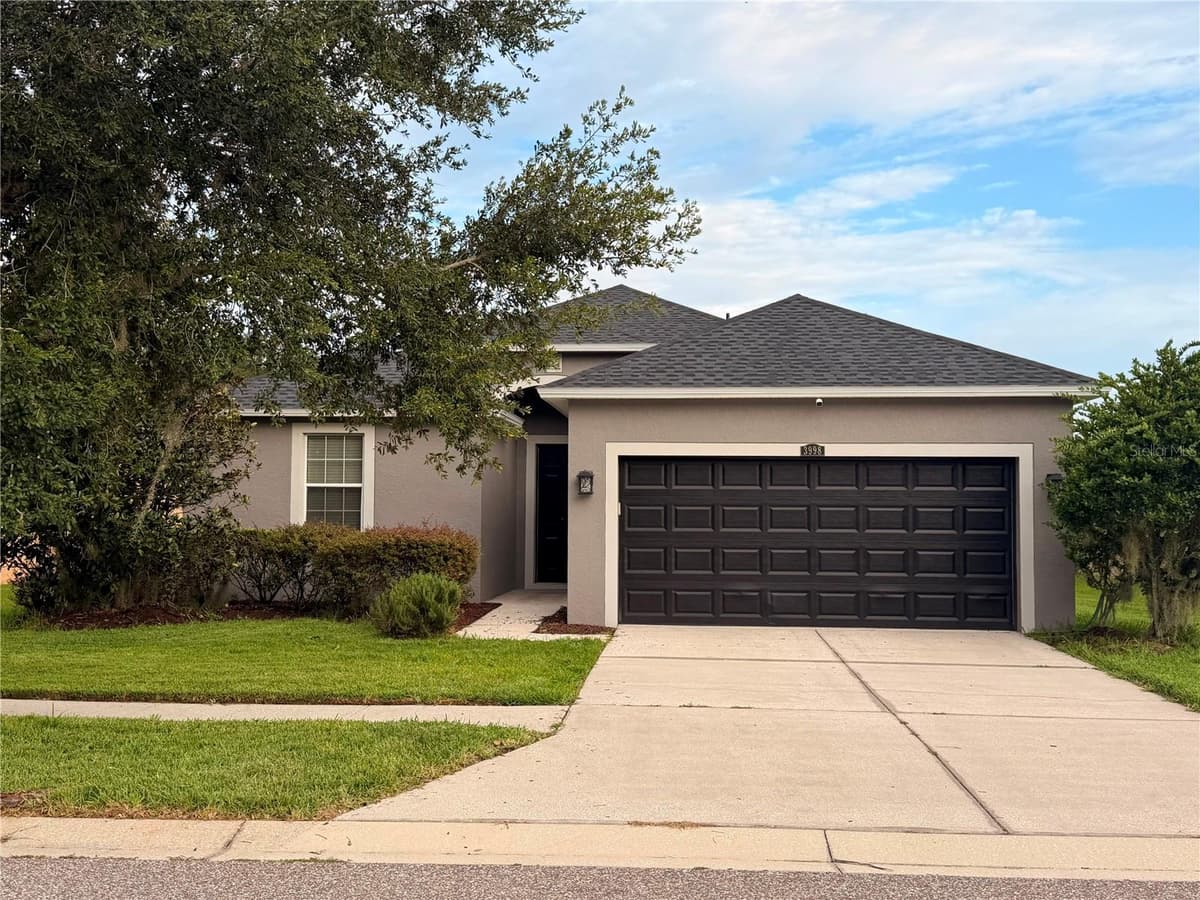 3998 PACENTE LOOP — photo 1 of 17
