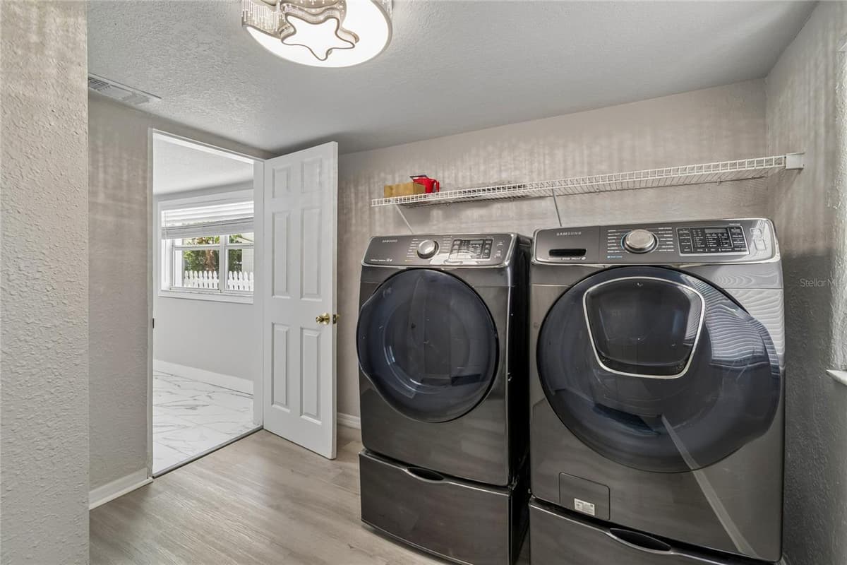 1614 MAPLE AVENUE — photo 44 of 66