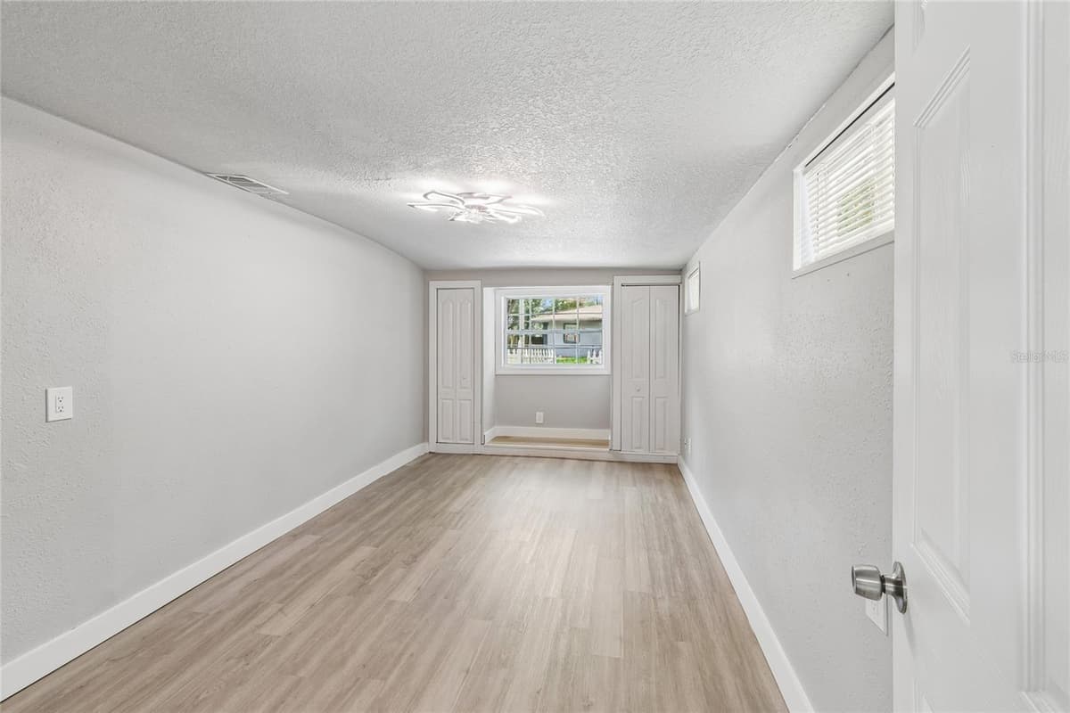 1614 MAPLE AVENUE — photo 39 of 66