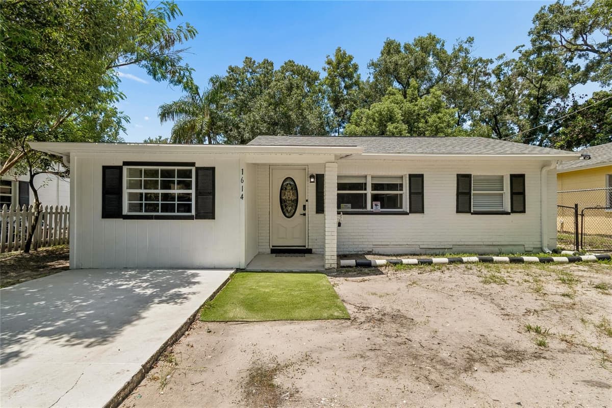 1614 MAPLE AVENUE — photo 4 of 66