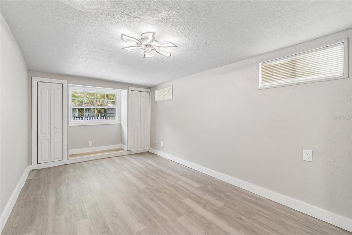 1614 MAPLE AVENUE — photo 38 of 66