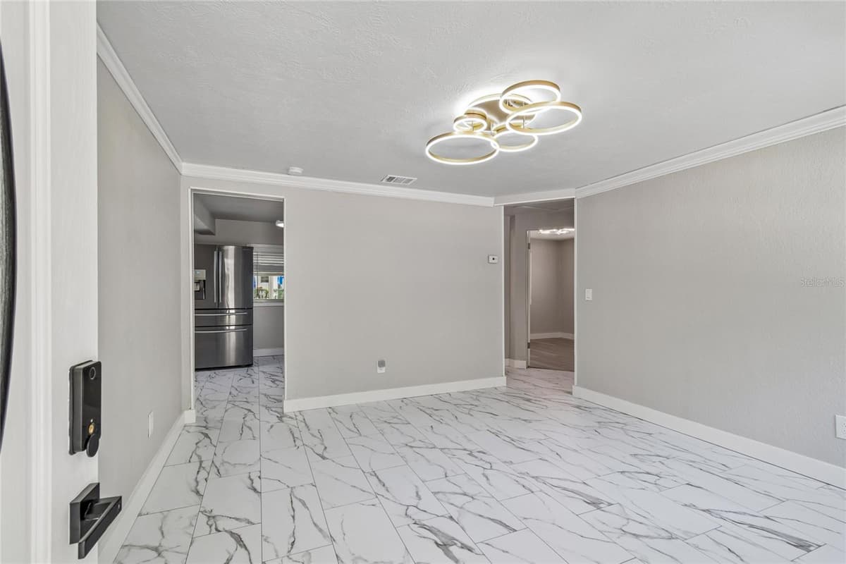 1614 MAPLE AVENUE — photo 11 of 66
