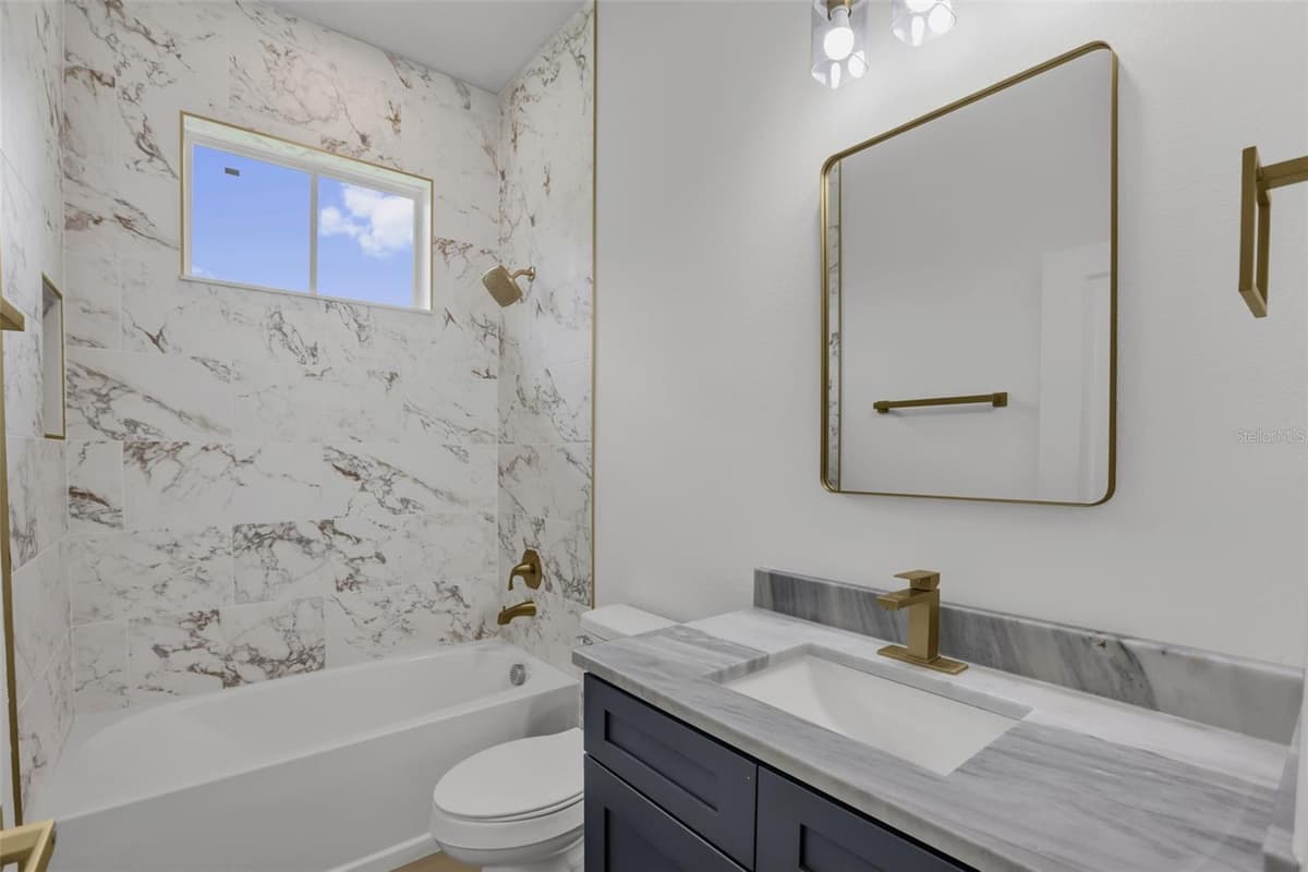2380 CENTRAL PARKWAY PARKWAY — photo 16 of 34