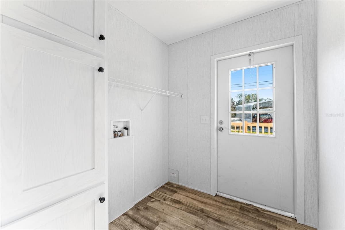 5207 ORANGE AVENUE — photo 14 of 16