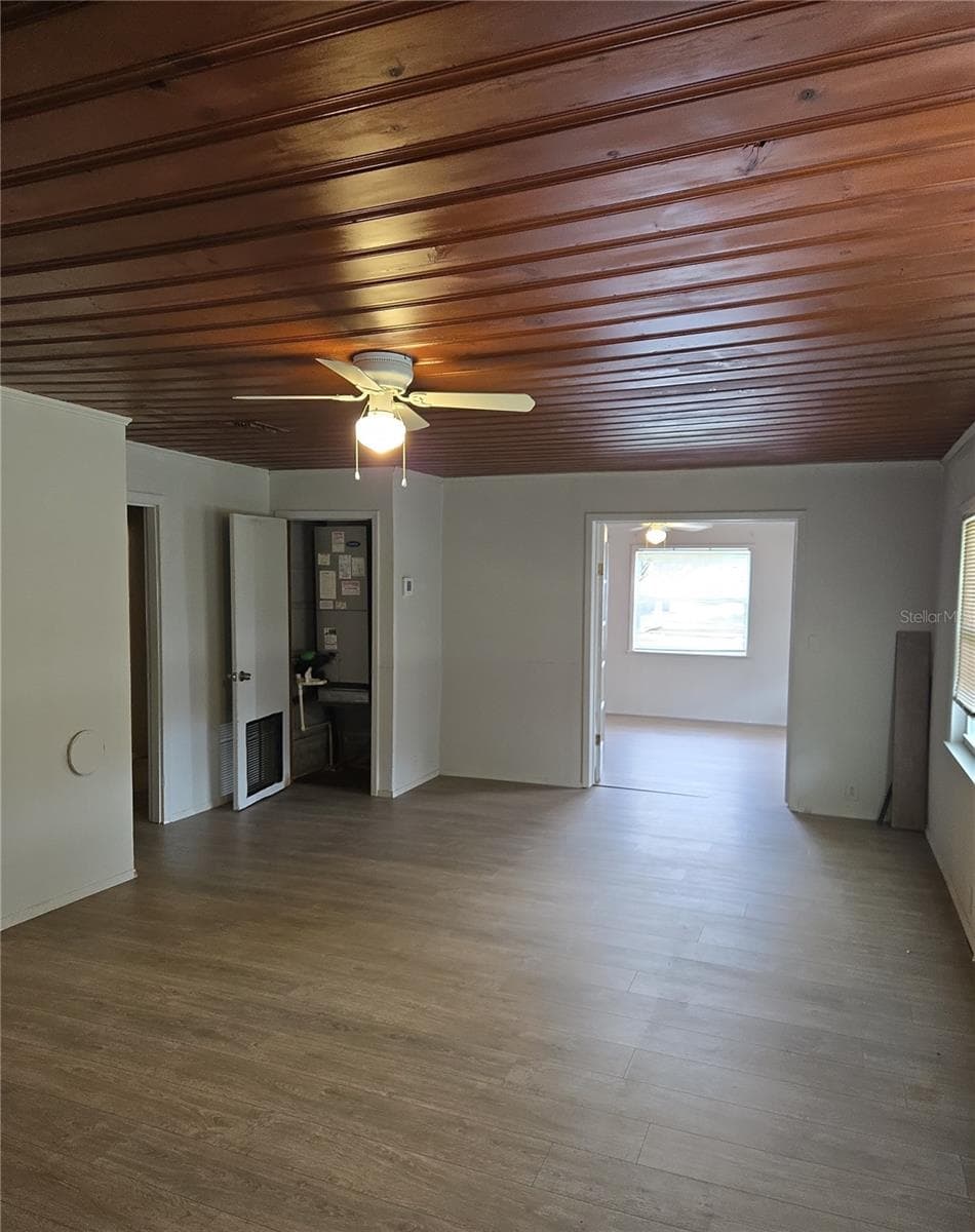 1402 MALUHIA DRIVE — photo 10 of 22