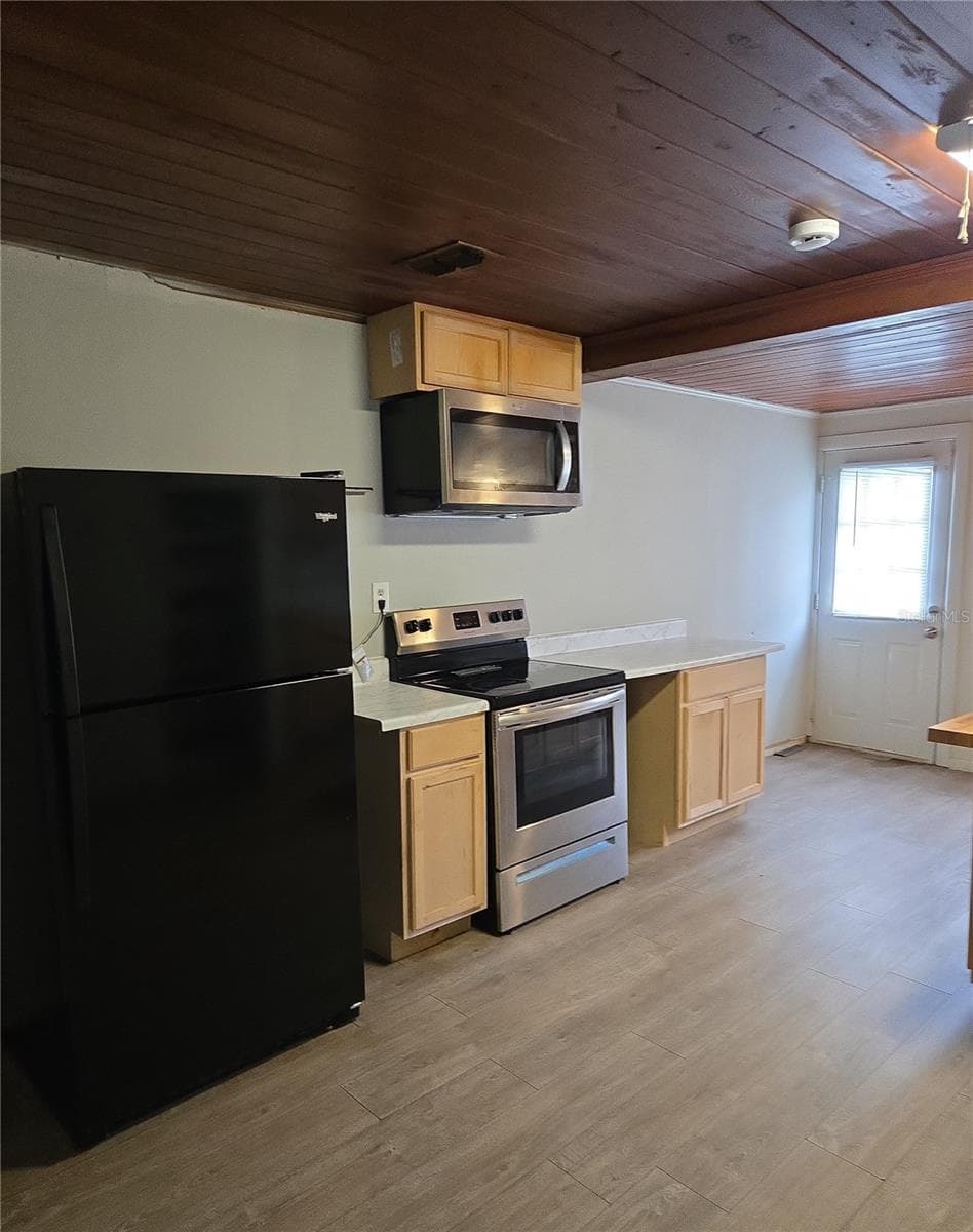 1402 MALUHIA DRIVE — photo 13 of 22