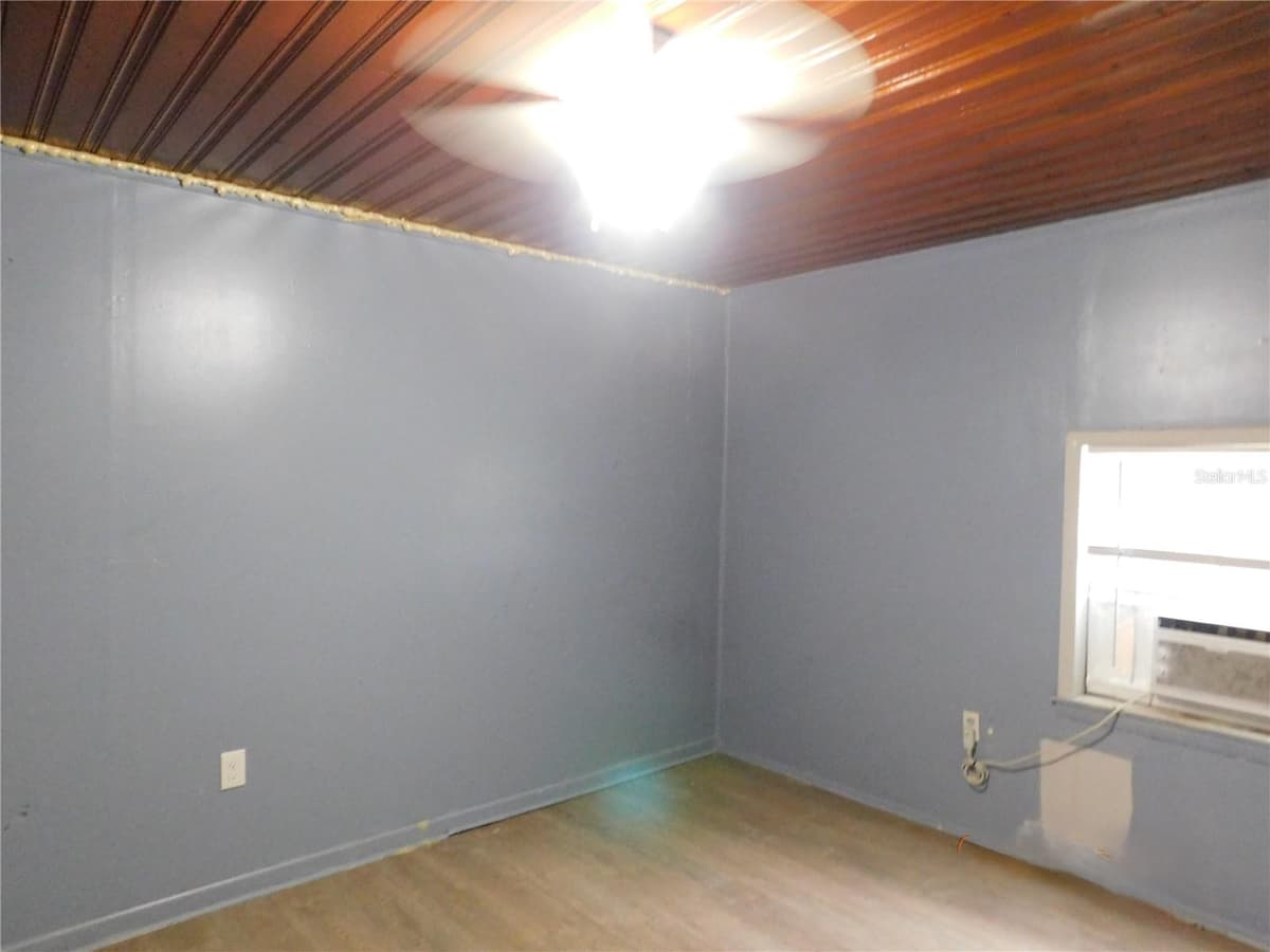 1402 MALUHIA DRIVE — photo 3 of 22