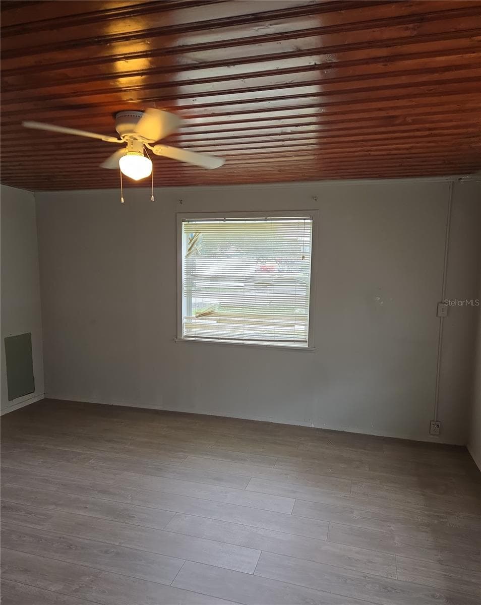 1402 MALUHIA DRIVE — photo 12 of 22