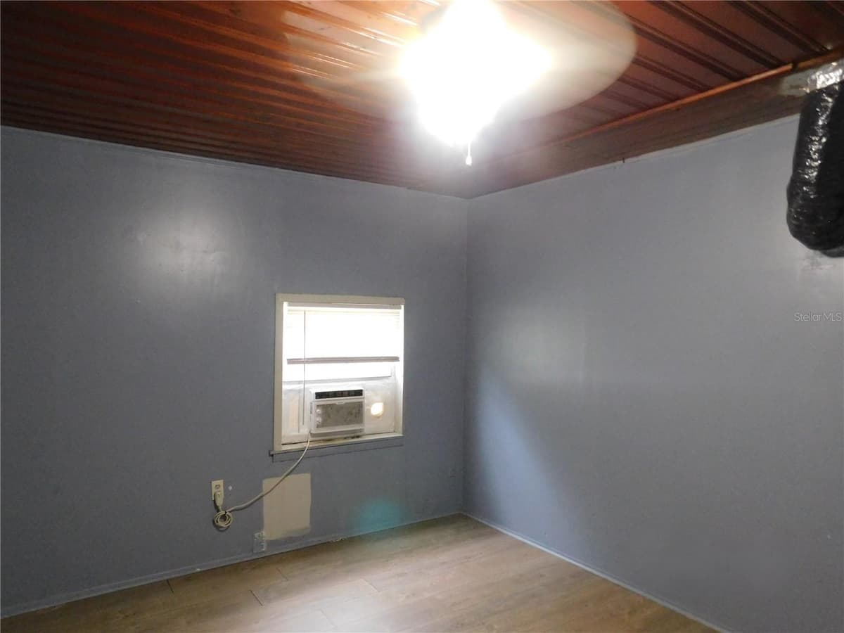1402 MALUHIA DRIVE — photo 4 of 22