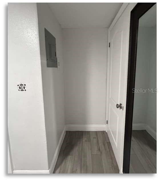 2400 LAUREL AVENUE — photo 10 of 13