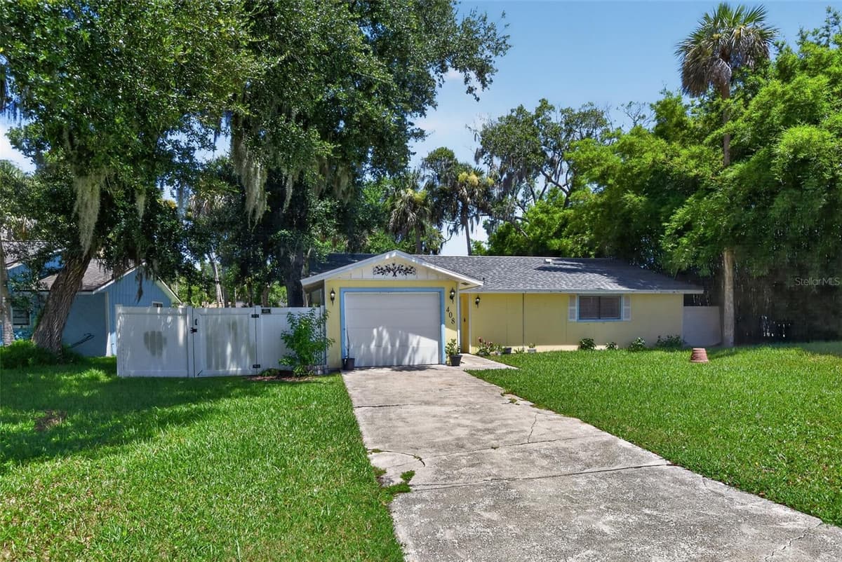 408 PALM AVENUE — photo 39 of 45