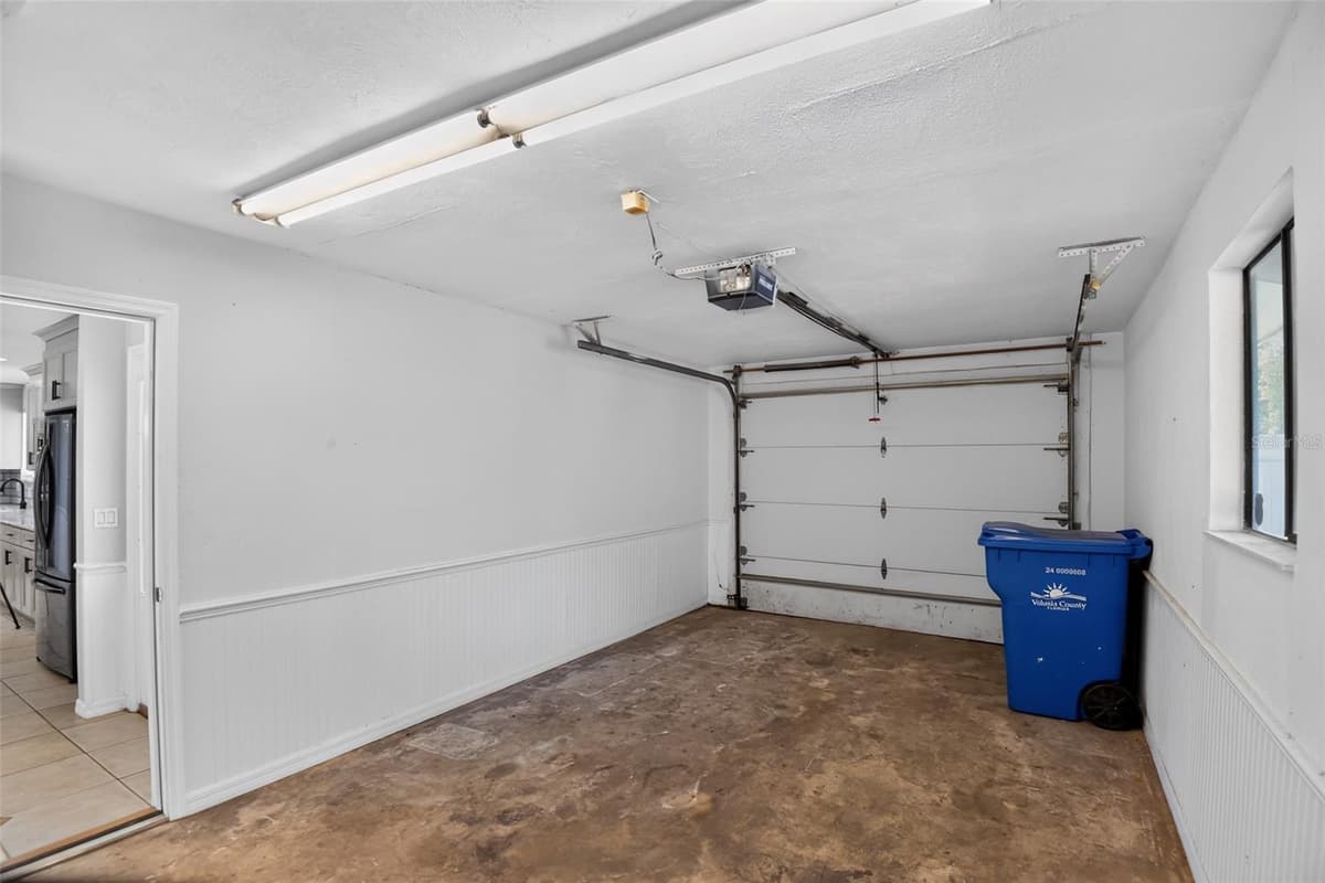 408 PALM AVENUE — photo 33 of 45