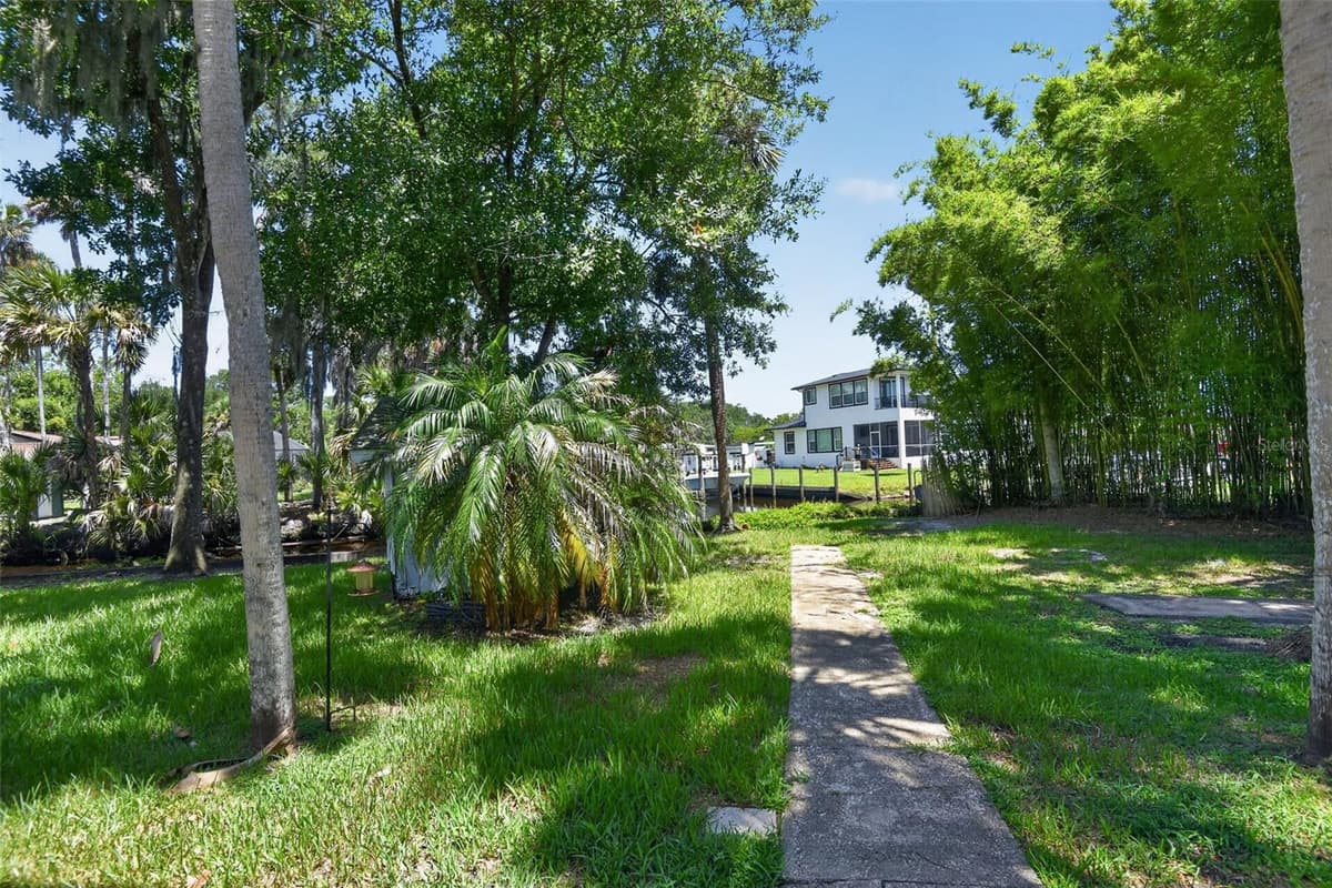 408 PALM AVENUE — photo 43 of 45