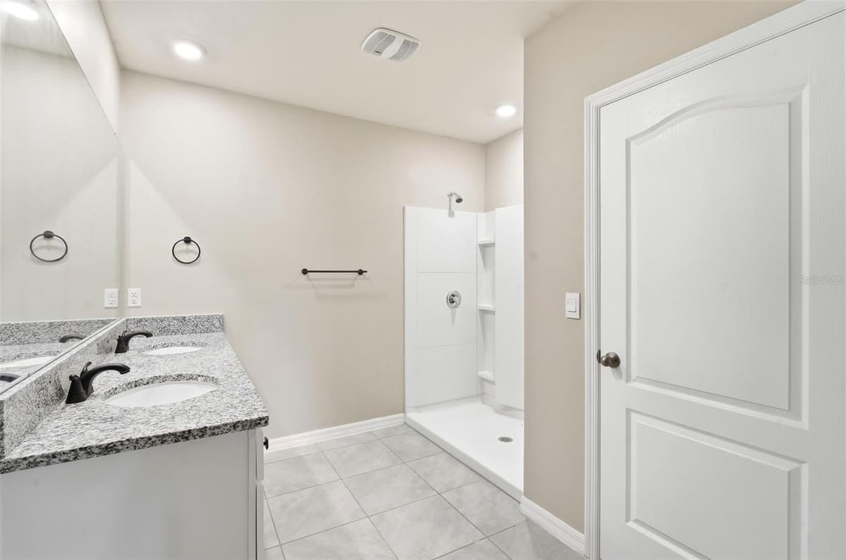 895 LAZIO CIRCLE — photo 31 of 45