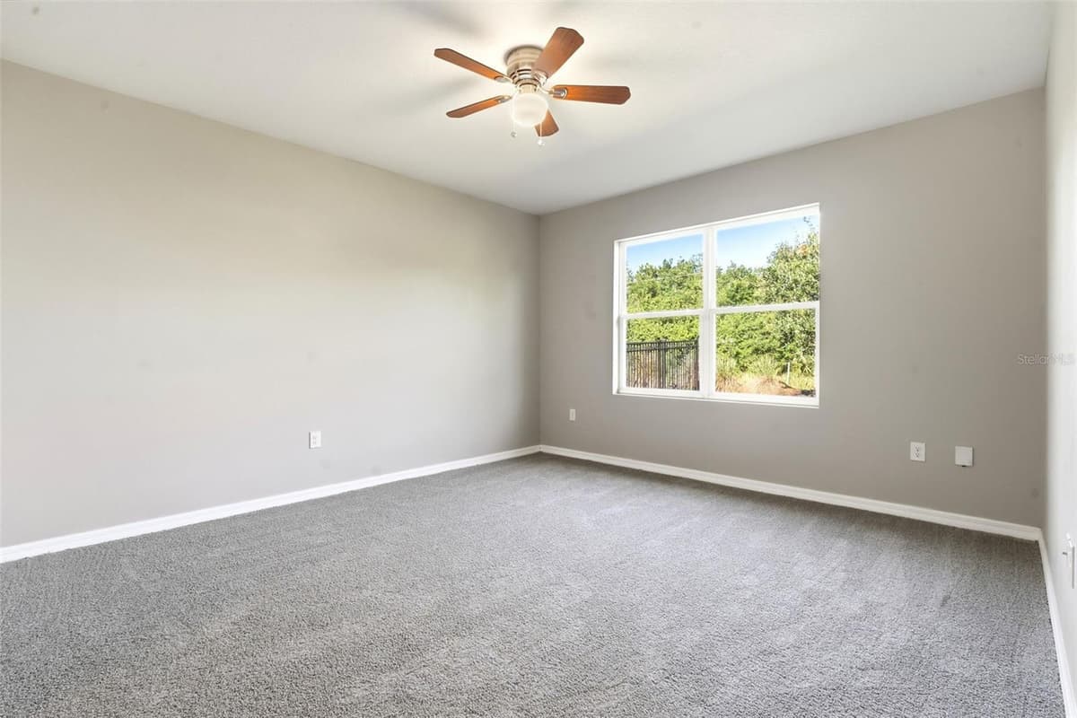 895 LAZIO CIRCLE — photo 21 of 45