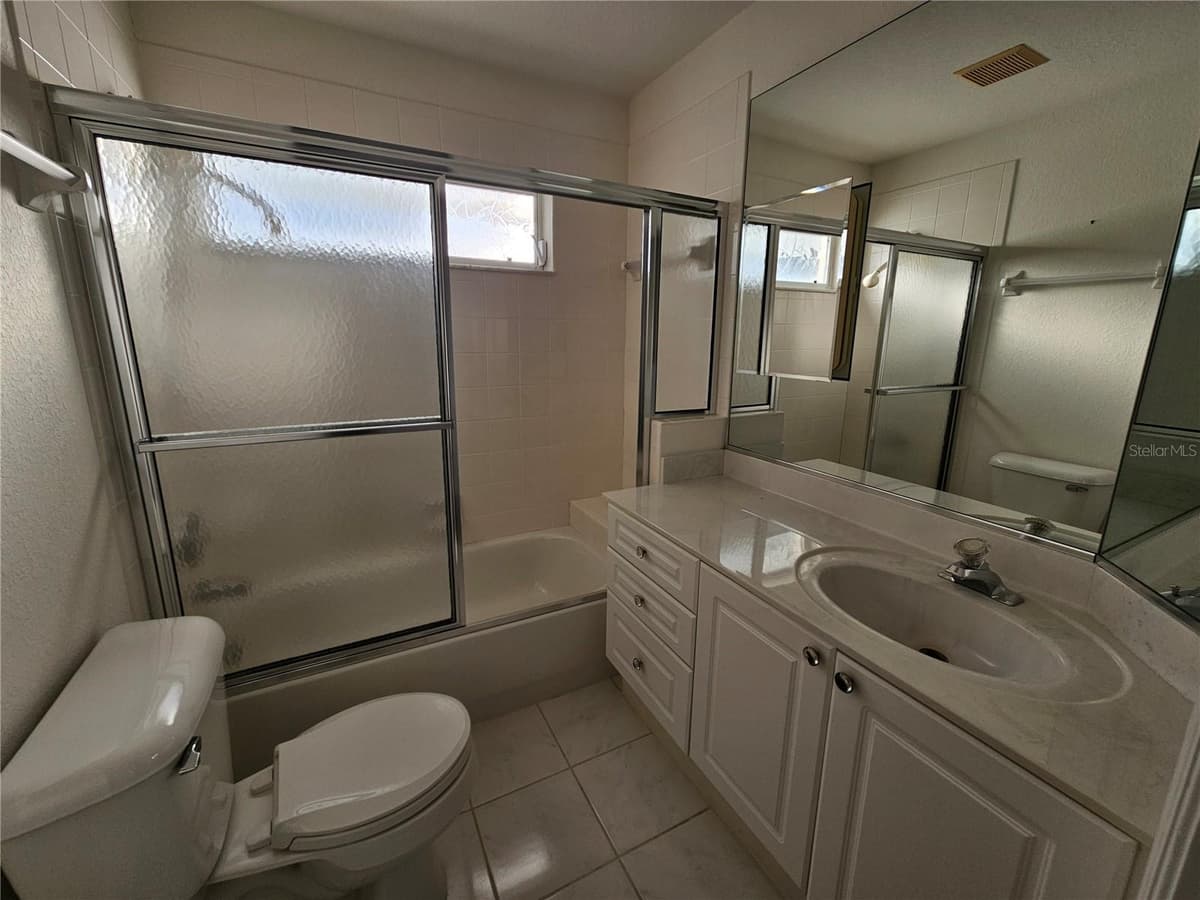 6628 DEERING CIRCLE — photo 10 of 20