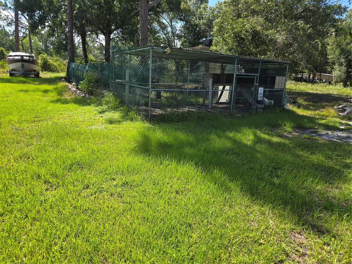 5302 SWAYING PALM DRIVE — photo 17 of 18