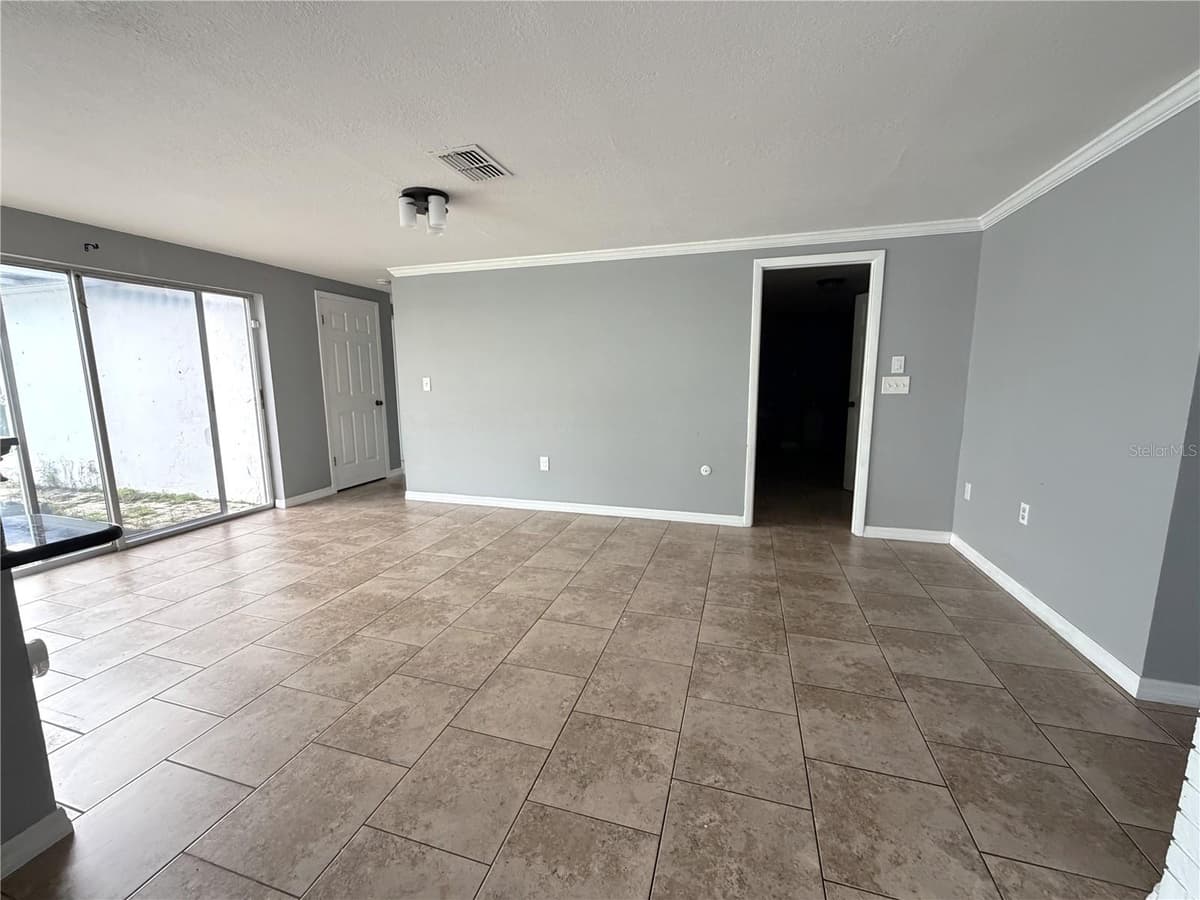 12407 WEATHERSTONE ROW — photo 12 of 29