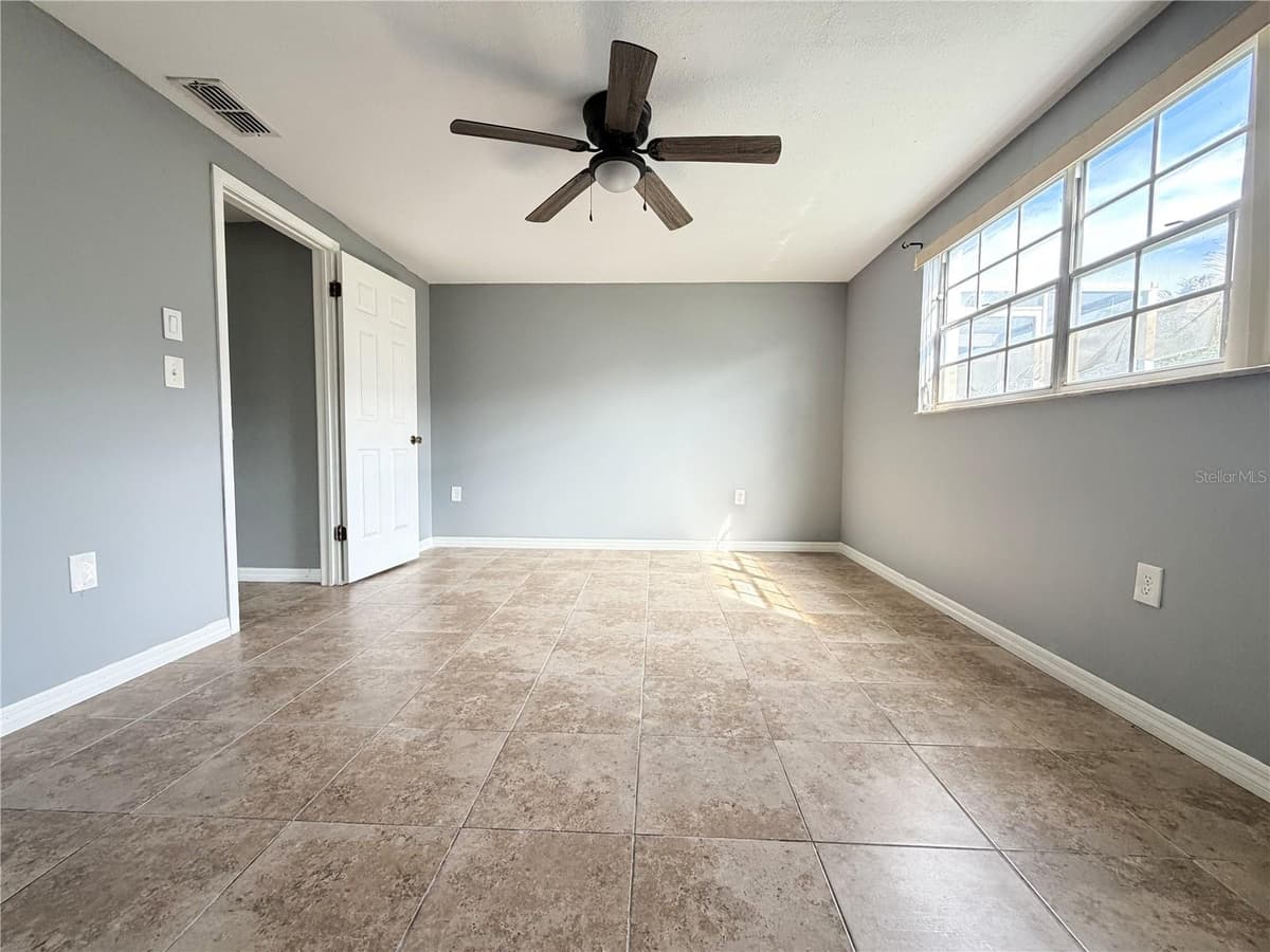 12407 WEATHERSTONE ROW — photo 18 of 29