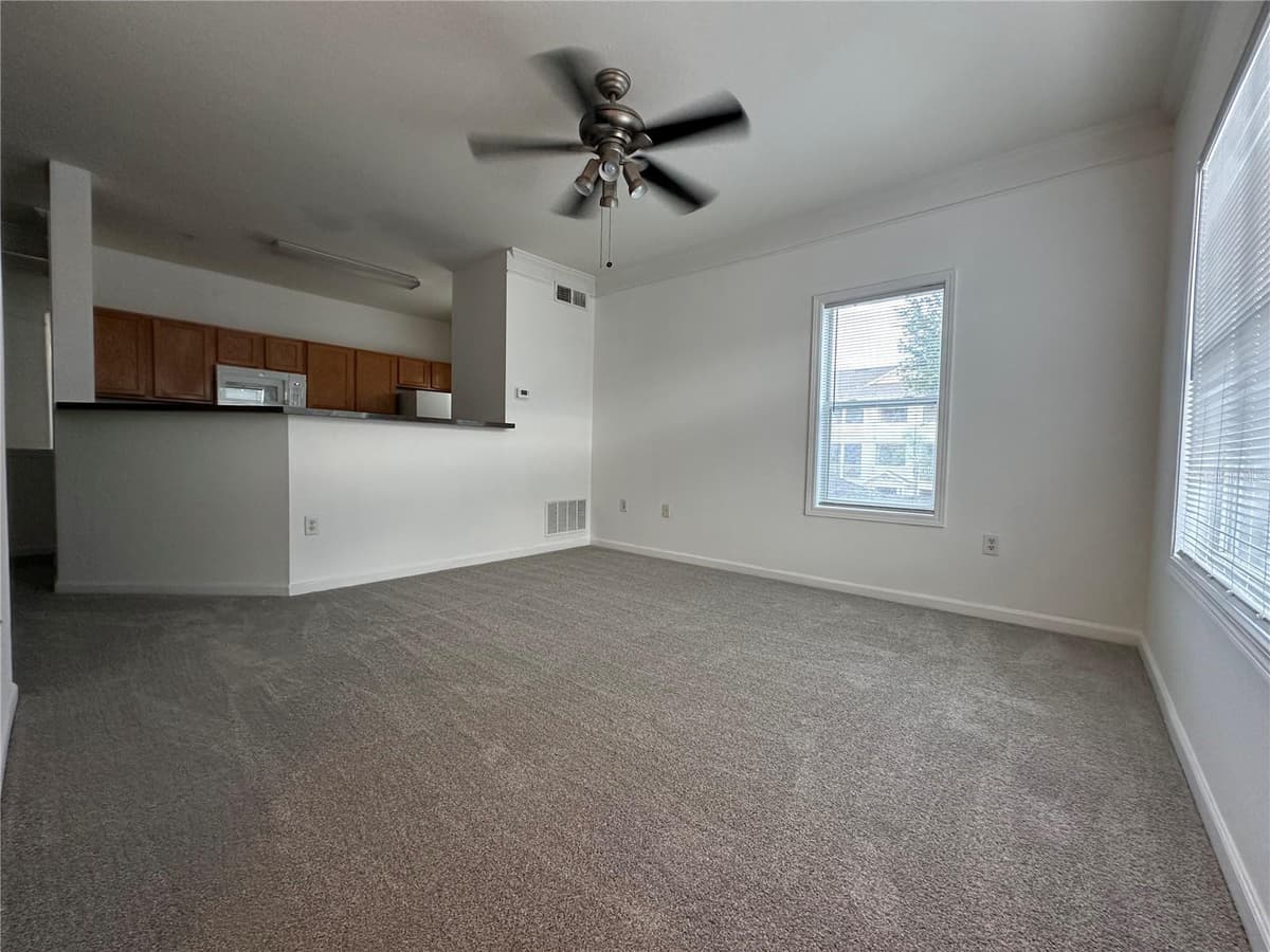 4802 51ST STREET — photo 4 of 12