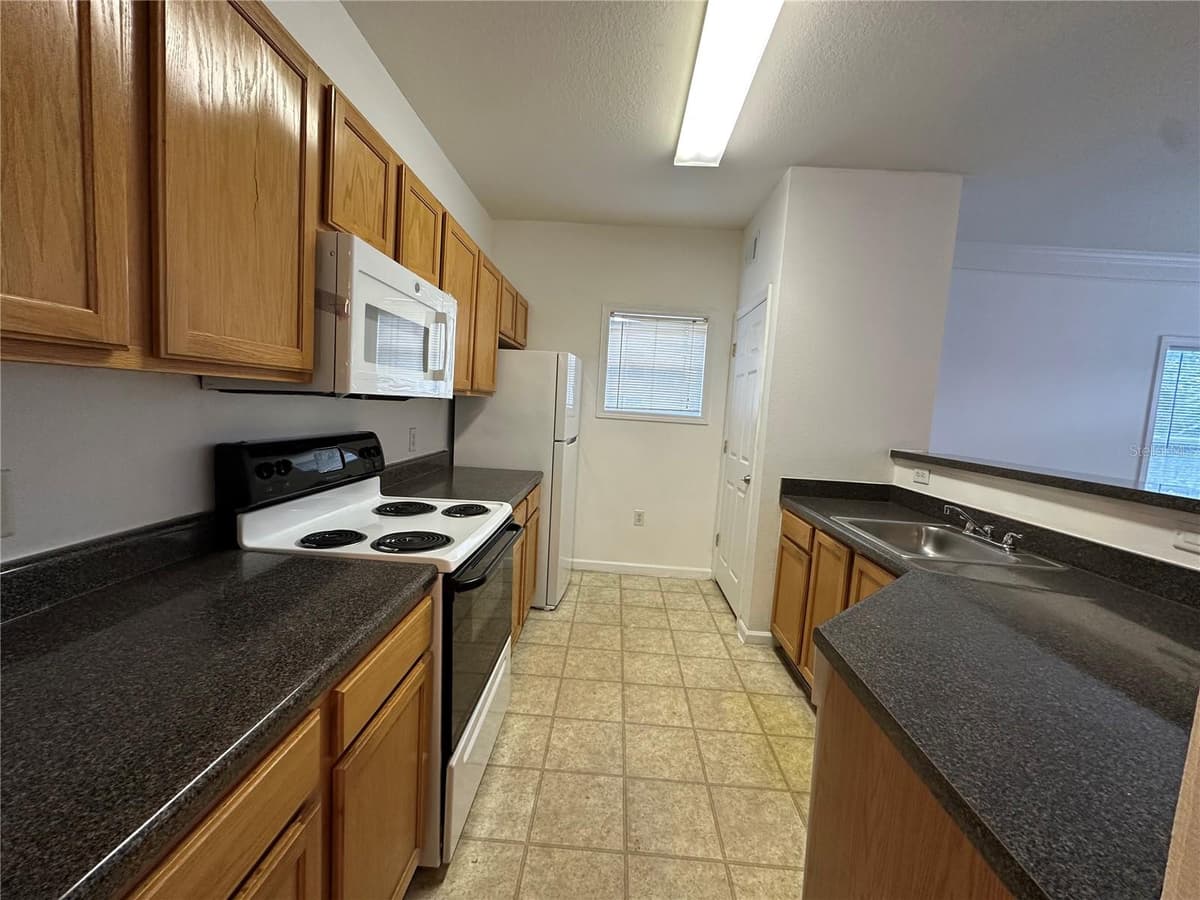 4802 51ST STREET — photo 3 of 12