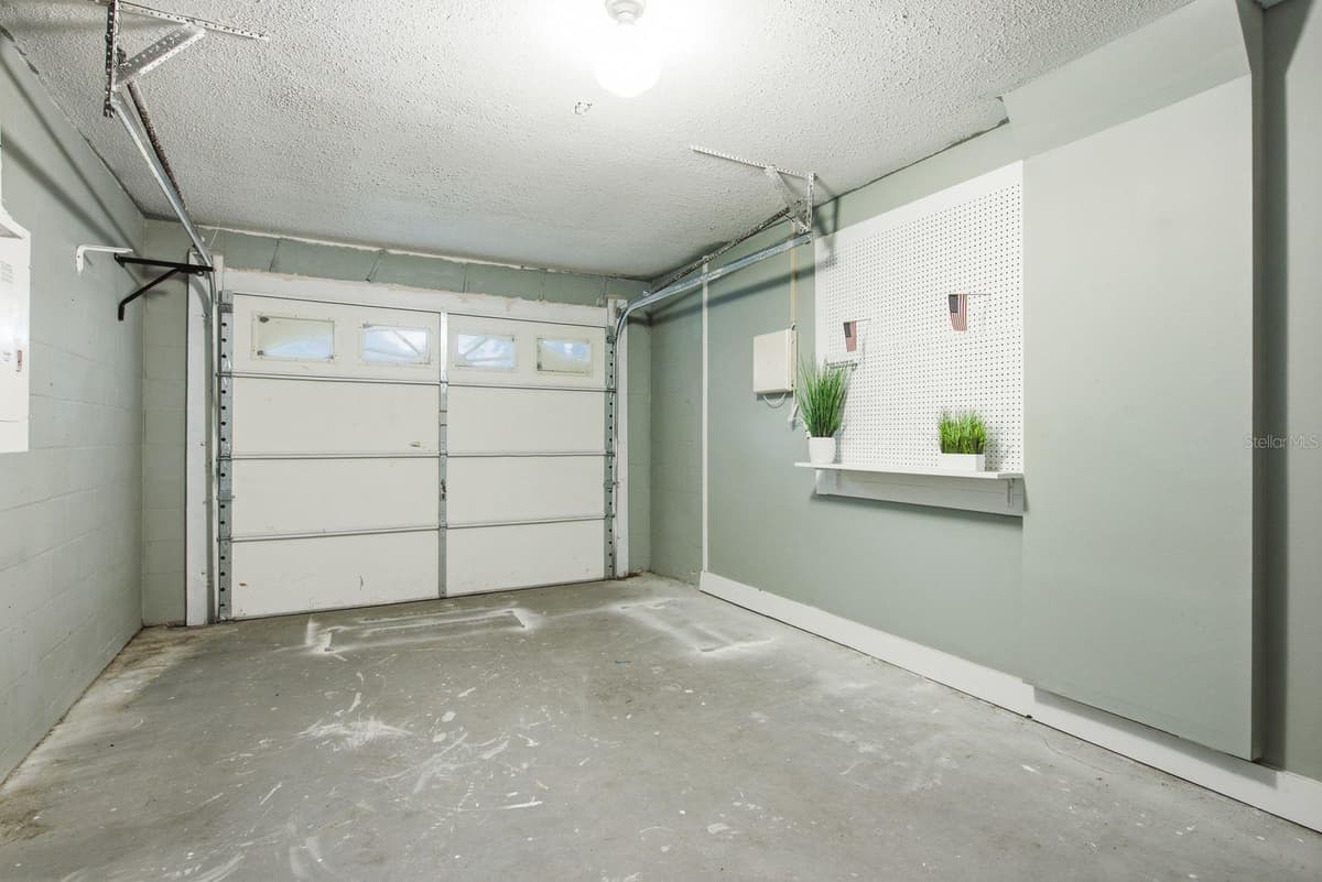 716 BOSTON STREET — photo 22 of 34
