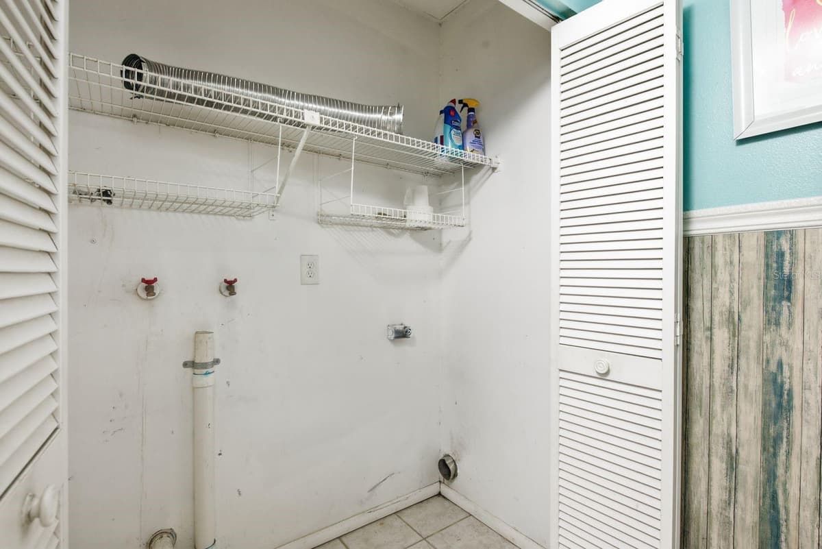 716 BOSTON STREET — photo 19 of 34