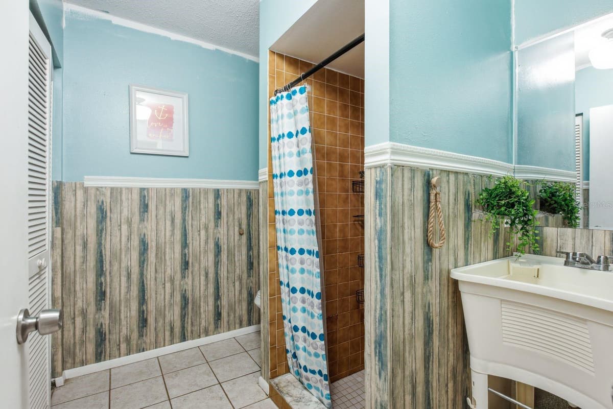 716 BOSTON STREET — photo 18 of 34