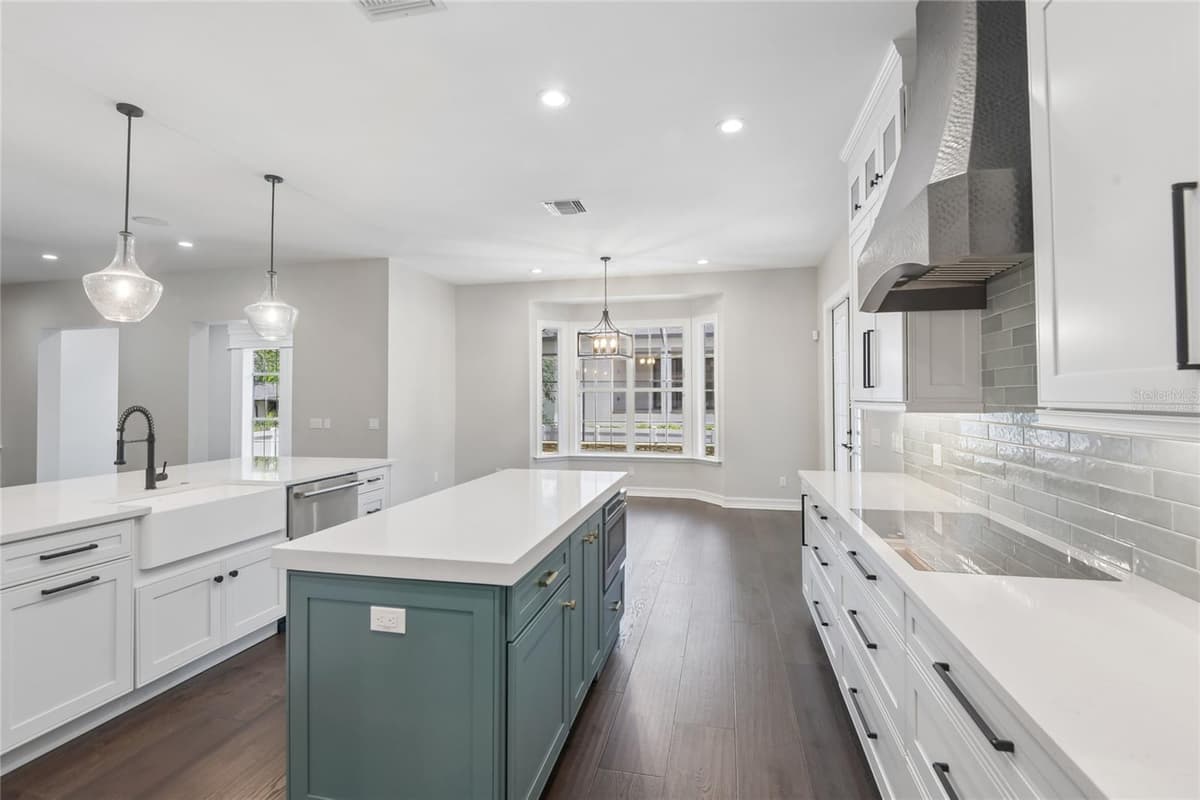 5105 NEPTUNE WAY — photo 2 of 60
